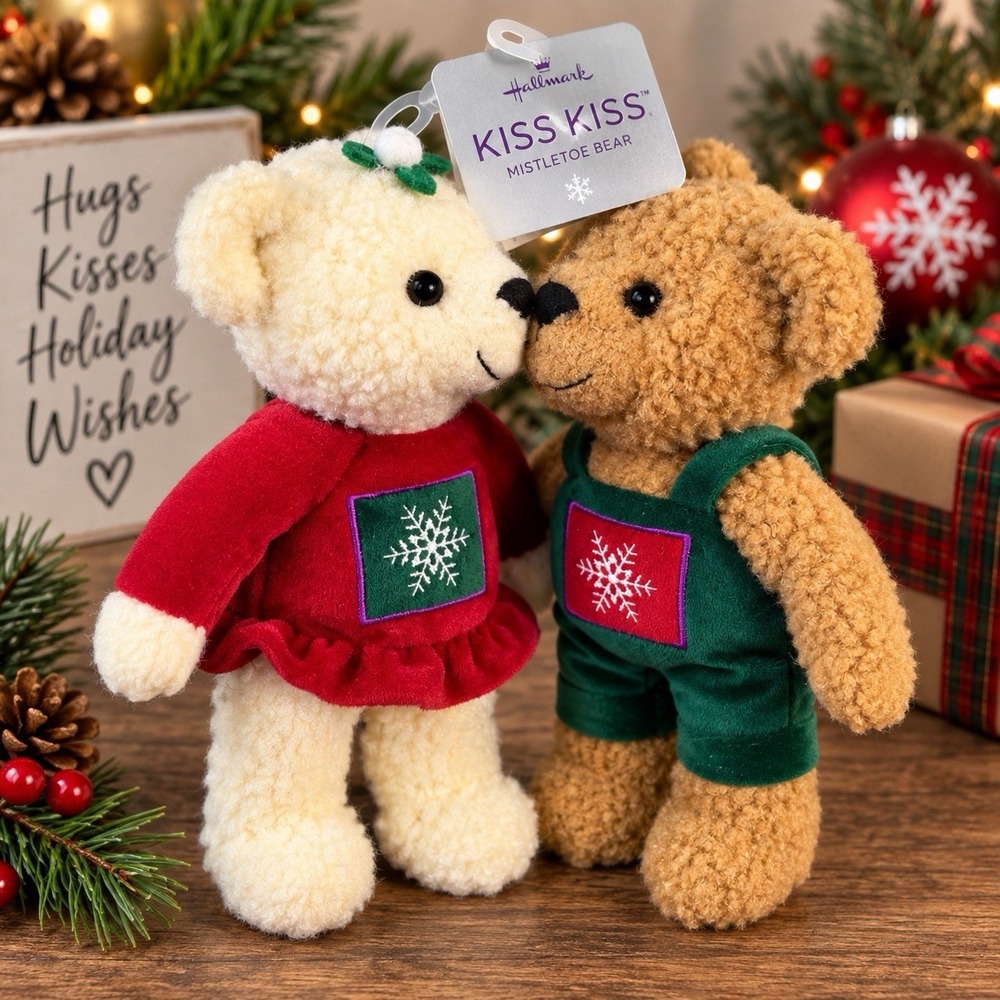 Vintage 1998 Hallmark Kiss Kiss Mistletoe Bears Pair Magnetic Christmas PR2385